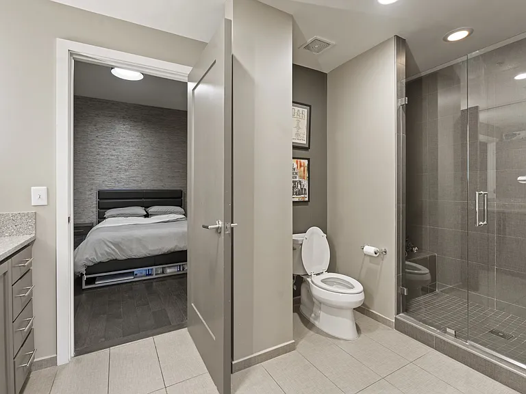 1212 Laurel St #2114 — Photo 14