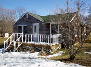 15 Smith St, Shelter Island, NY 11964