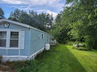 8 Mark Dr, Allenstown, NH 03275