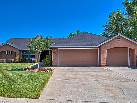3rd image of 4525 Crimsonwood Dr