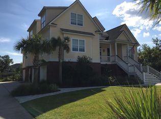 343 Commonwealth Rd, Mount Pleasant, SC 29466