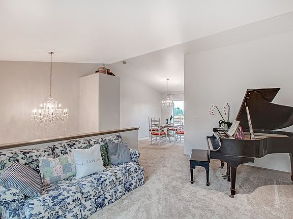 5th image of 5620 73rd Ave NE