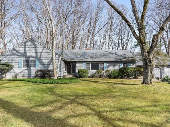 22 Berwyn Road, West Hartford, CT 06107