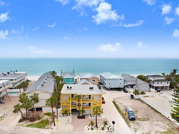 2nd image of 708 Gulf Blvd APT A