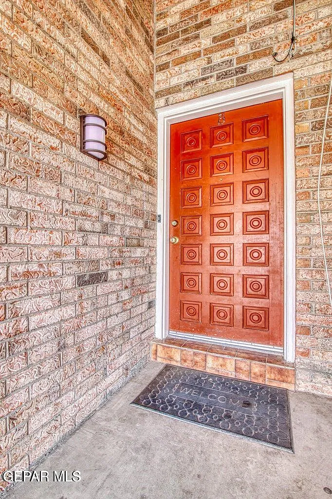 3 bed, 2.0 bath, 1304 sqft, $1,500 — Photo 4