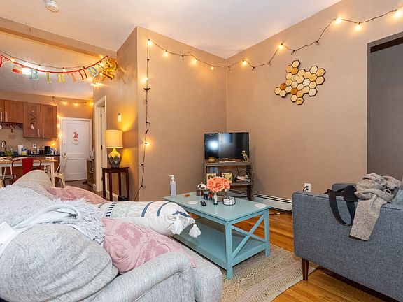 4th image of 14-16 Glenville Ave #4