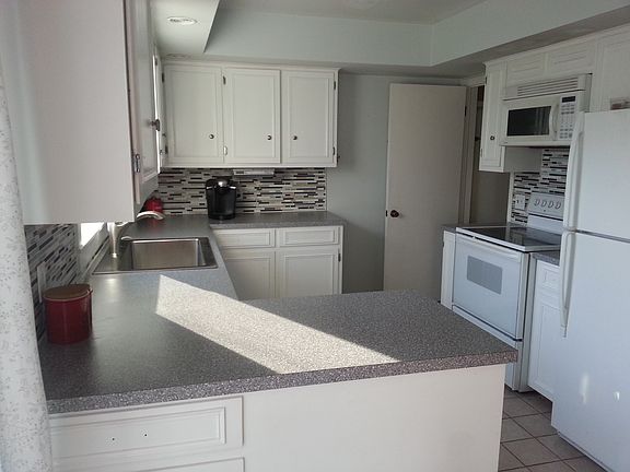 3rd image of 6665 Eastgate Ave SW