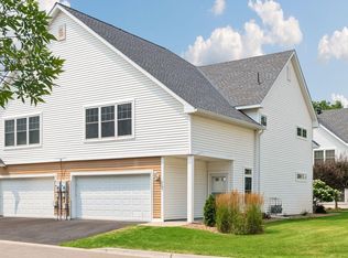 2143 Old School Rd, Mound, MN 55364