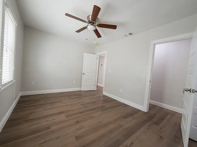 2nd bedroom.