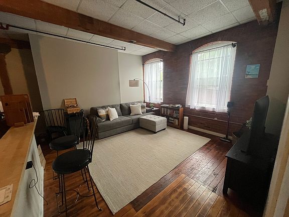 3rd image of 222 Williams St E APT 310