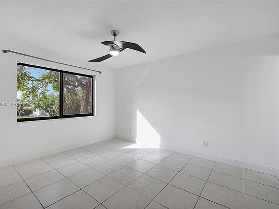 3rd image of 126 S Cypress Rd APT 729