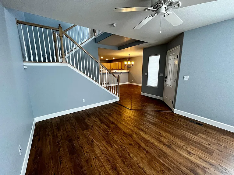 1727 Victorian Point — Photo 8