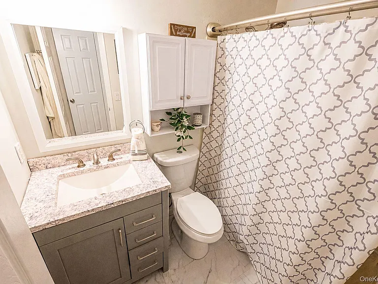 855 Skyline Dr — Photo 21