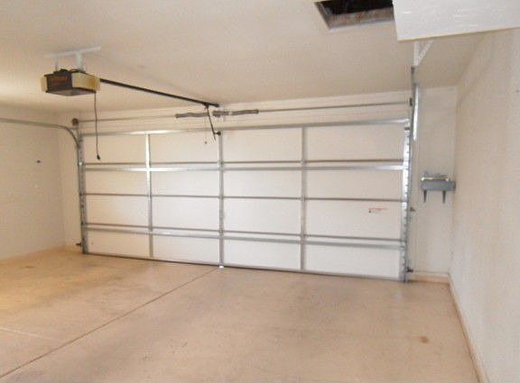 5th image of 10411 W Alabama Ave