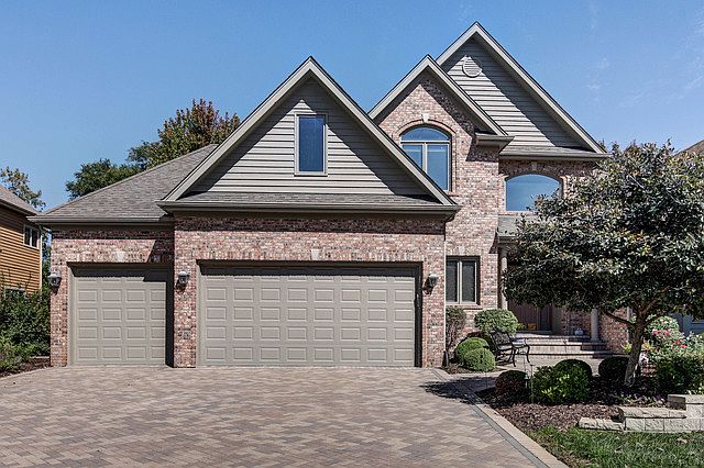 1st image of 2577 Charter Oak Dr