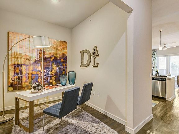 5th image of 2900 Lemmon Ave #418