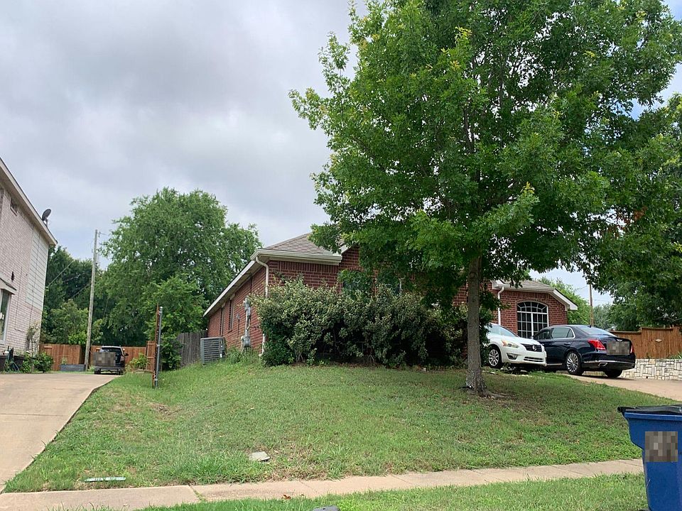 2nd image of 3037 Dorothy Ln