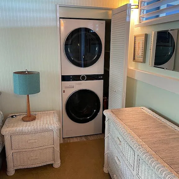 Top end LG Laundry Center off King bedroom