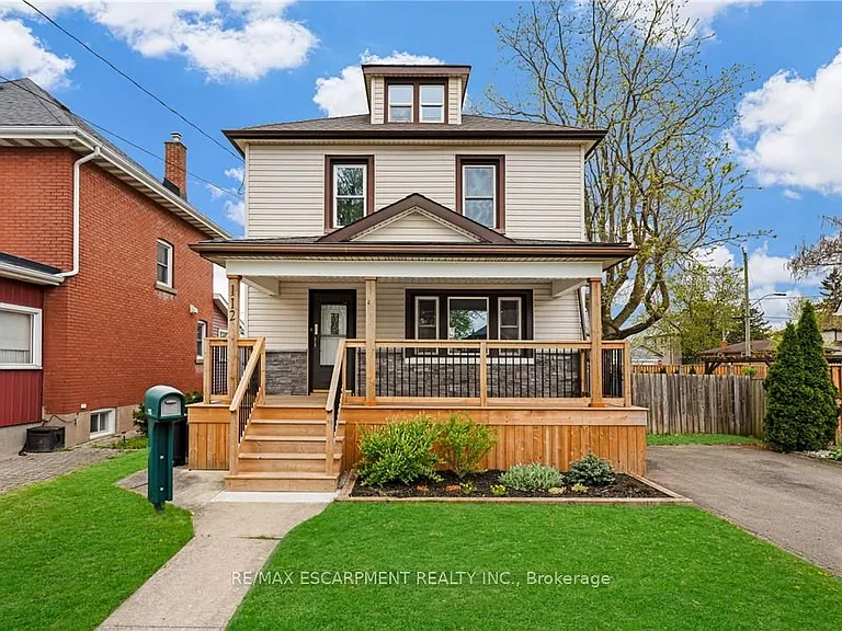 112 Oakland Ave — Photo 1