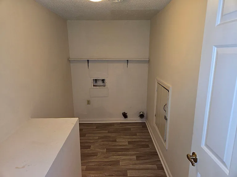 2035 Rock Bluff Rd — Photo 31