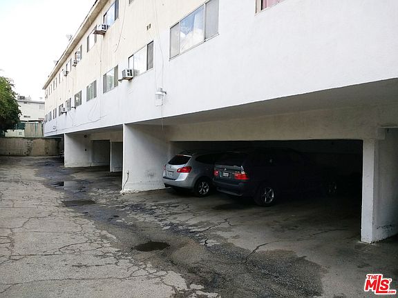 5th image of 6961 Whitsett Ave