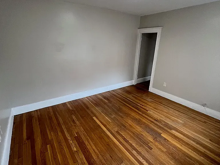 15 Huss Ct #205 — Photo 3