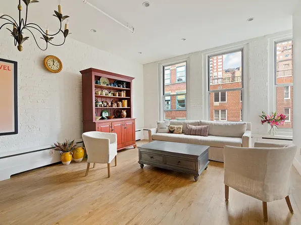 30 W 13th St APT 5C, Manhattan, NY 10011