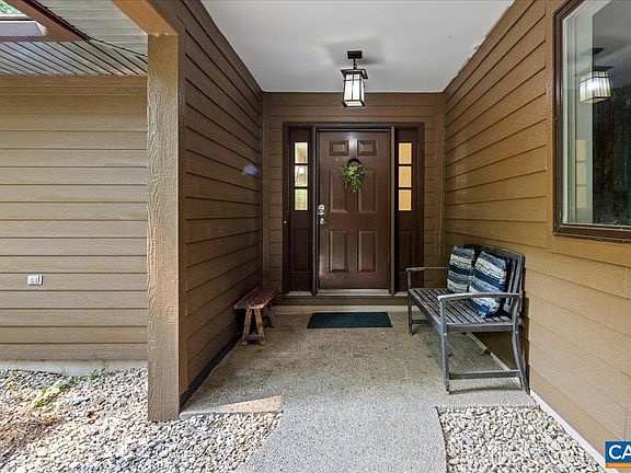 3rd image of 2715 Lanier Ln