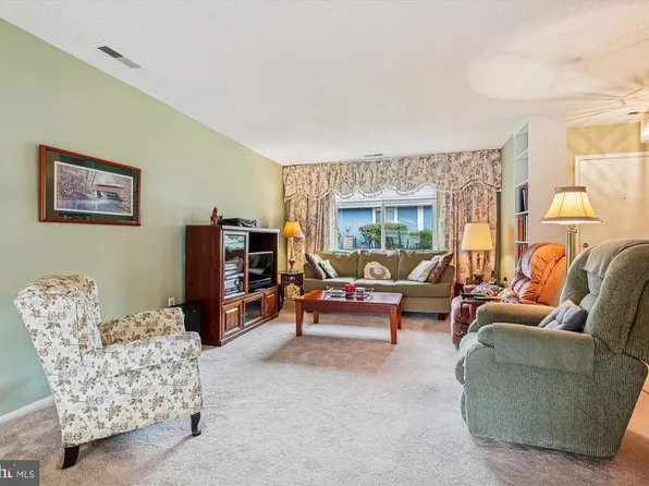 15205 Tottenham Ter #24-B, Silver Spring, MD 20906