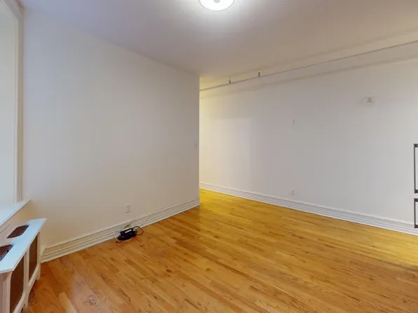 245 West 51st Street image 5 of 12