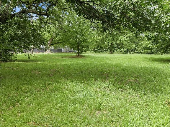 4th image of 810 N Taylor Ave Lot 1