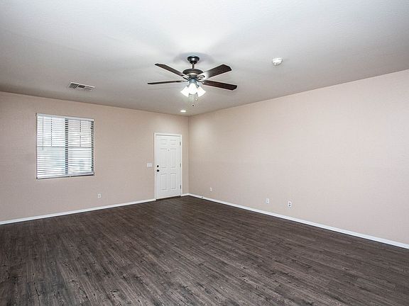 4th image of 1147 E Coyote Creek Way