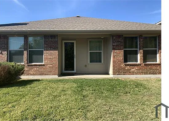 2320 Hummingbird Way — Photo 17