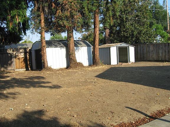 5th image of 1594 Ardenwood Dr