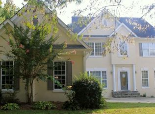 5963 Jim Crow Rd, Flowery Branch, GA 30542