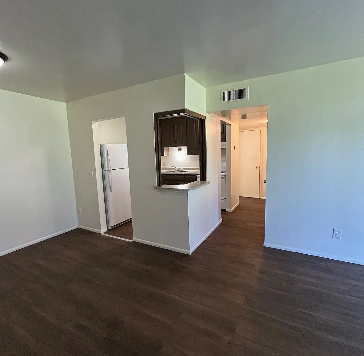 2930 Grasselli Ave — Photo 3