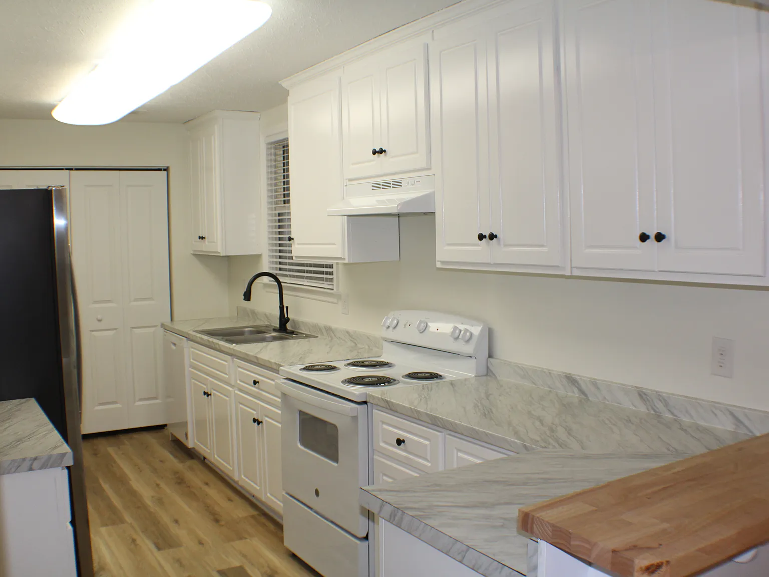 3 bed, 1439 sqft, $1,895 — Photo 1
