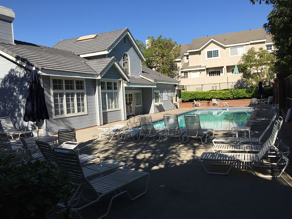 1st image of 2800 Plaza Del Amo Unit 284
