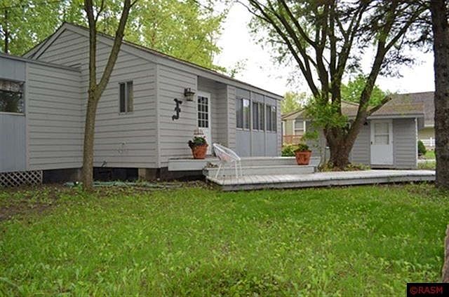1st image of 117 Willow Point Dr