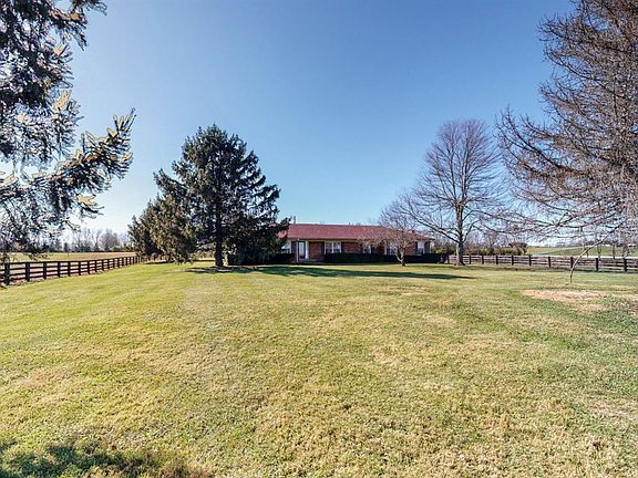 4th image of 3107 Old Frankfort Pike