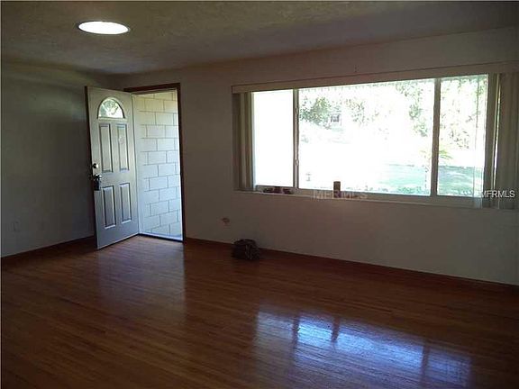 3rd image of 426 E Beresford Ave