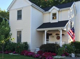 8 Garfield St, Franklin, MA 02038