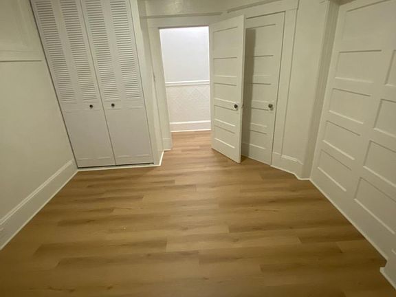 5th image of 22nd St #3903