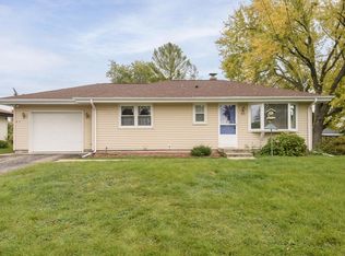915 N Water St, Watertown, WI 53098