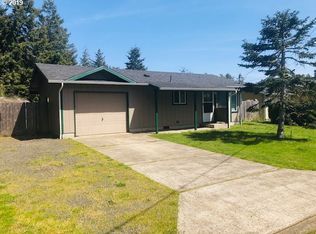 2032 Willow St, Florence, OR