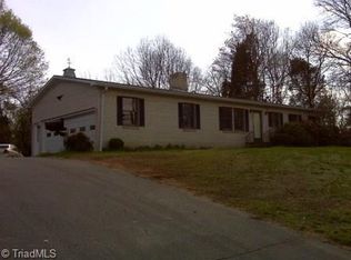 4000 Old Vineyard Rd, Winston Salem, NC 27104