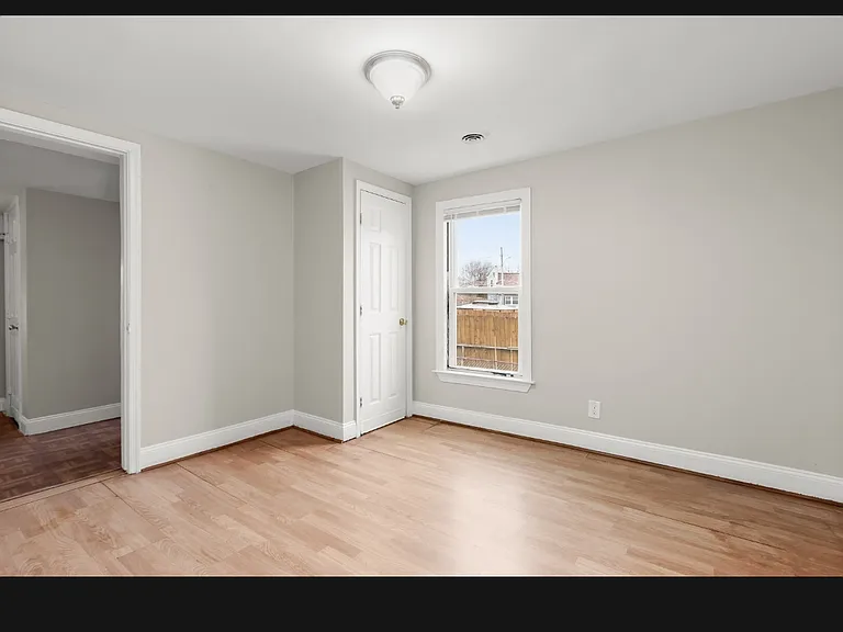 805 Eastern Ave — Photo 41