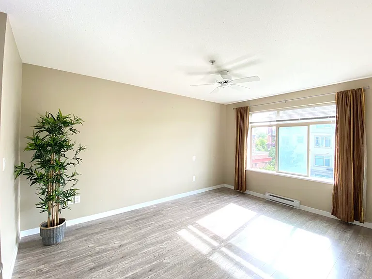 9299 Tomicki Ave #3XX — Photo 8