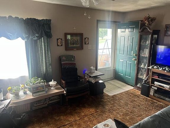2nd image of 101 Blairs Ridge Road