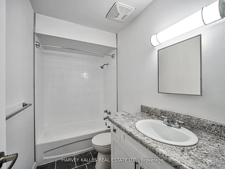 2012 Sheppard Ave W #Townhouse 102 — Photo 32